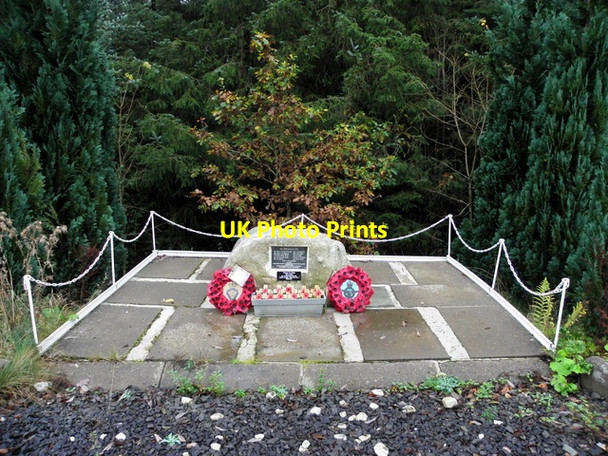 Photo 6"x4" War Memorial, Reaghan Gortin c2015