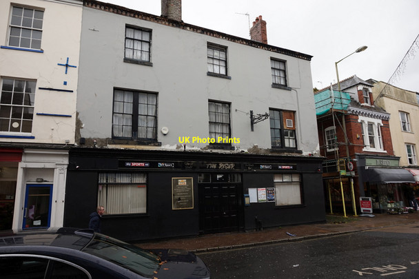 Photo 6"x4" The Riser public house on Boutport Street, Barnstaple Barnstaple c2015