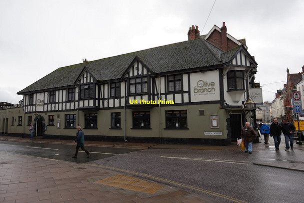 Photo 6"x4" The Olive Branch on Queen Street, Barnstaple Barnstaple c2015