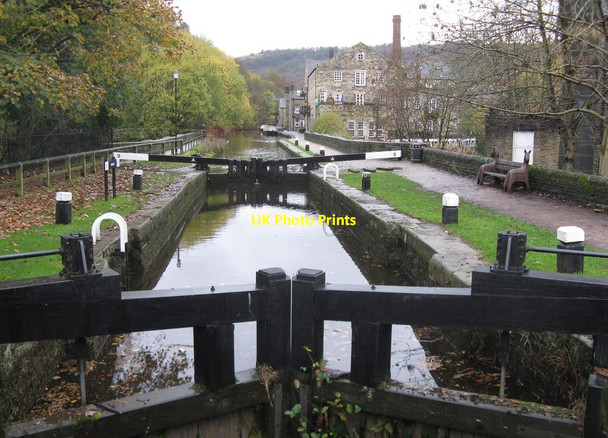 Photo 6"x4" The Rochdale Canal in Hebden Bridge Hebden Bridge c2015 P1