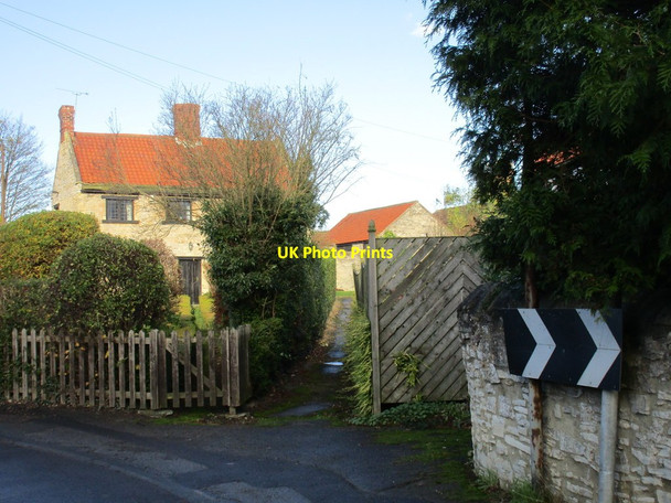 Photo 6"x4" Footpath between the houses Stapleton\/SE5119 c2015