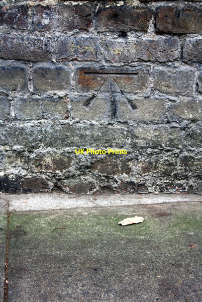 Photo 6"x4" Benchmark on Mattock Lane wall Ealing c2015