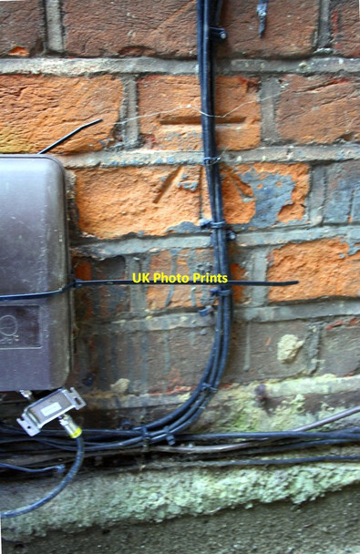 Photo 6"x4" Benchmark on #49 Gordon Road Ealing c2015