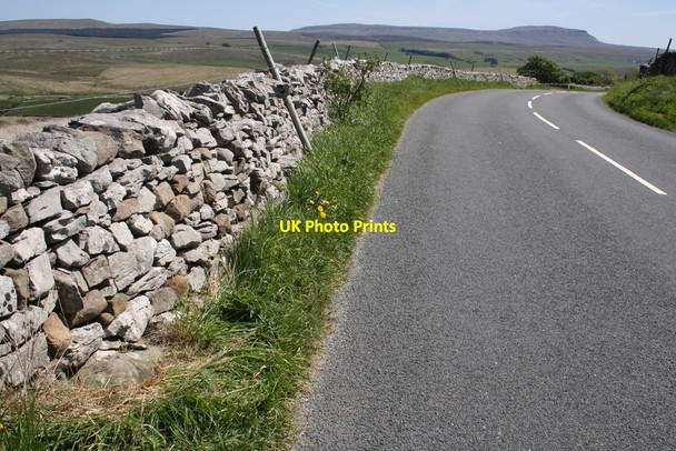 Photo 6"x4" Gauber Road (B6479) towards Pen-y-Ghent Ribble Head\/SD7779 c2015