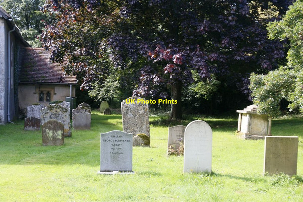 Photo 6"x4" North Side Churchyard Ashampstead c2015