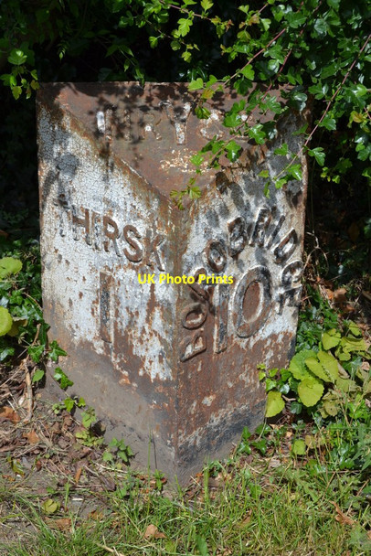 Photo 6"x4" Old Milepost New Thirsk c2015