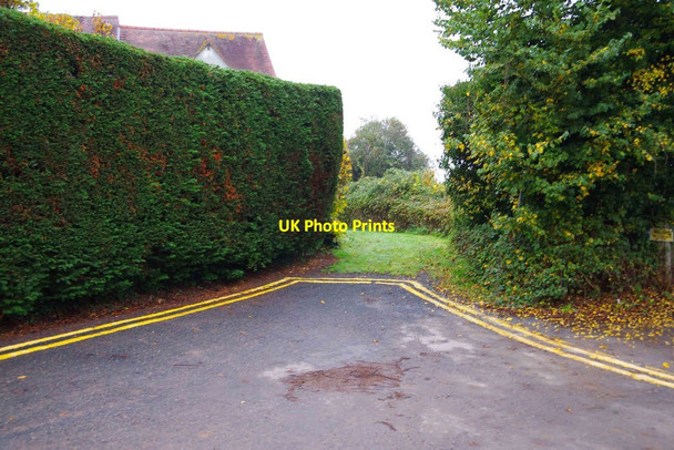 Photo 6"x4" Start of a public footpath, Grimley, Worcs Grimley c2015