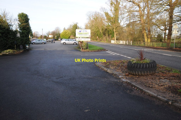 Photo 6"x4" Entrance to Tewkesbury Garden Centre Tewkesbury c2015