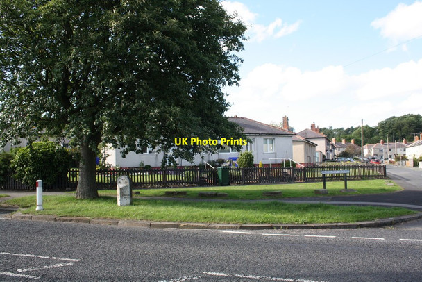 Photo 6"x4" Junction of Broughton Road and Broughton Grove Skipton c2015