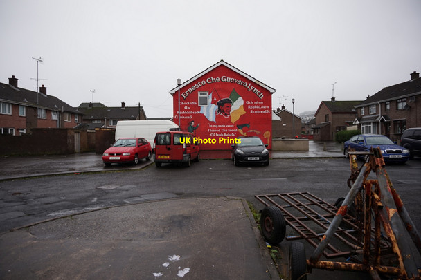 Photo 6"x4" IRA mural on Fahan Street, Bogside Londonderry\/C4316 c2015