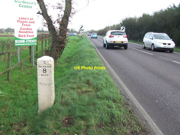 Photo 6"x4" To Norwich 8 Foxhole\/TM2197 c2015
