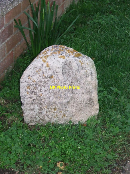 Photo 6"x4" Old Milestone Johnson Street c2015