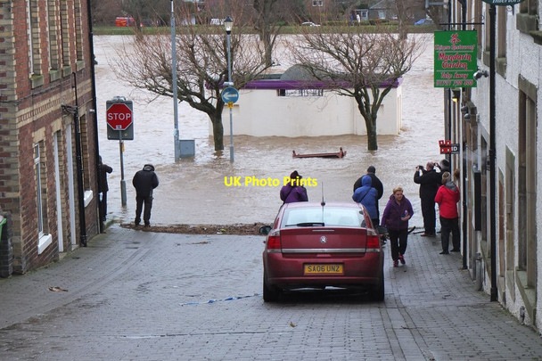 Photo 6"x4" Flooding across Tweed Green, Peebles (3) Peebles\/NT2540 c2015