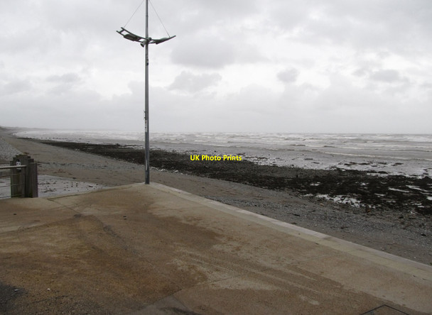 Photo 6"x4" Rough seas off the northern end of the promenade at Newcastle Newcastle\/J3732 c2015