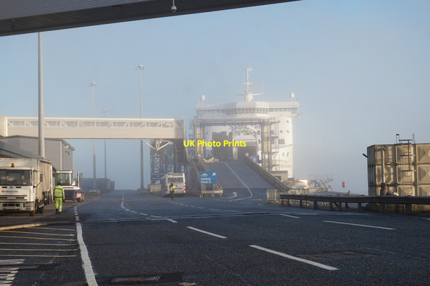Photo 6"x4" Stena Line Terminal Holywood\/J3979 c2015