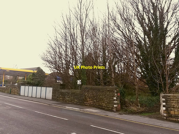 Photo 6"x4" Former railway bridge at Lowtown, Pudsey Pudsey\/SE2233 c2016