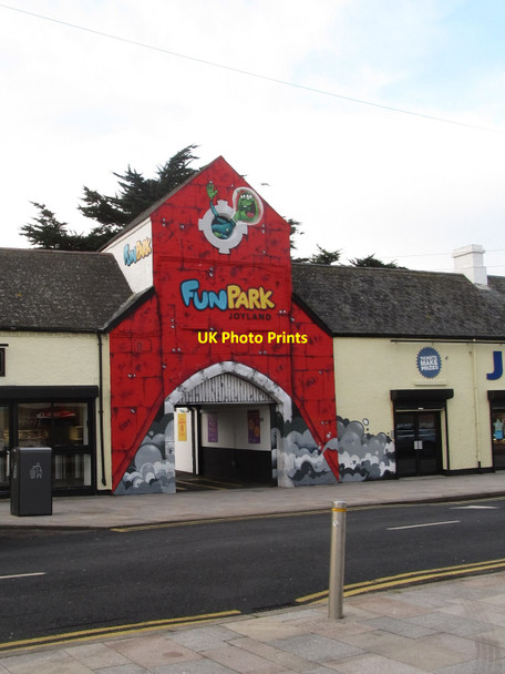 Photo 6"x4" Entrance to Joyland Fun Park near Castle Bridge, Newcastle Newcastle\/J3732 c2016
