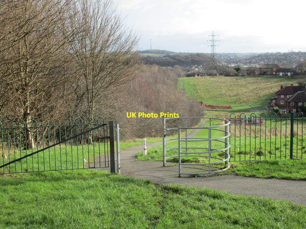 Photo 6"x4" Footpath to Cow Heys Huddersfield c2016