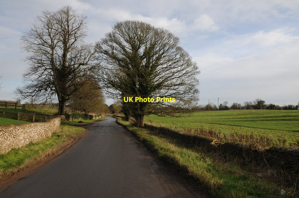 Photo 6"x4" Road to the east of Long Newnton Tetbury c2016