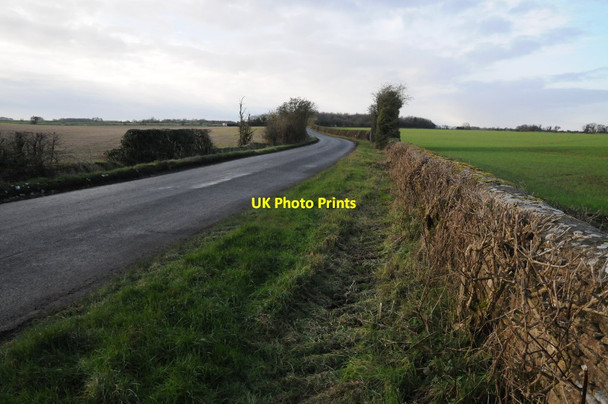 Photo 6"x4" Country road near Culkerton Culkerton c2016