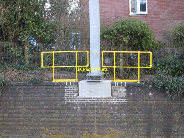 Photo 6"x4" Block in the Wall Cholsey c2015