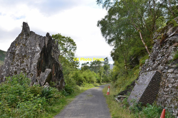 Photo 6"x4" Rock cutting in Glen Ogle Lochearnhead c2015