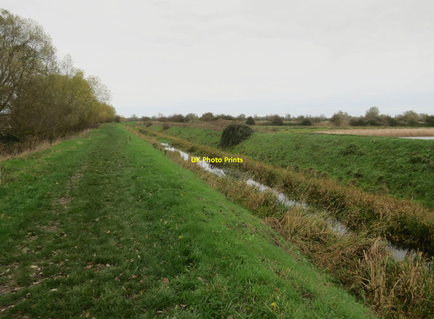 Photo 6"x4" Drain through Fen Drayton Lakes Church End\/TL3669 c2015