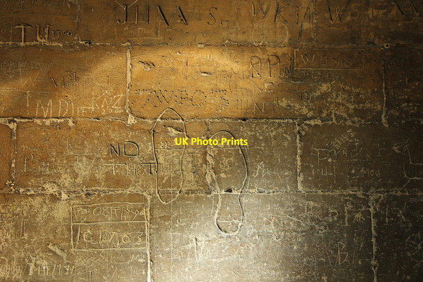 Photo 6"x4" Ancient graffiti Silk Willoughby c2015