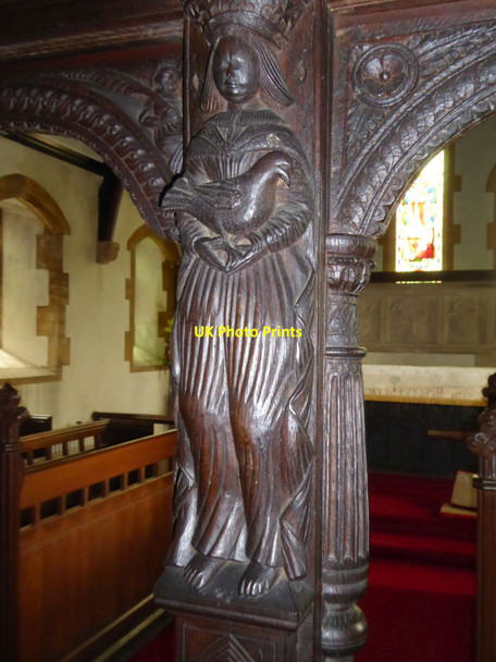Photo 6"x4" Figure on screen of church of St Peter, North Newton (3) North Newton\/ST3031 c2016