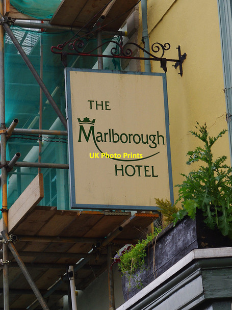 Photo 6"x4" The Marlborough Hotel (2) - sign, 28 Market Square, Witney, Oxon Witney c2011