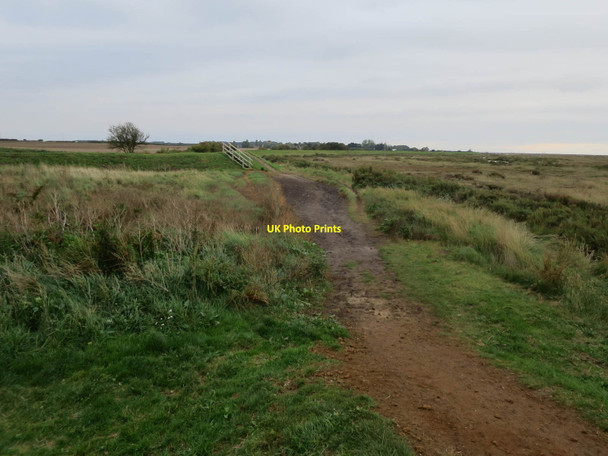 Photo 6"x4" Norfolk coast path Blakeney\/TG0243 c2015
