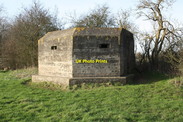 Photo 6"x4" Pillbox near Moreton, beside path on north side of the Thames Moreton\/SP4101 c2016