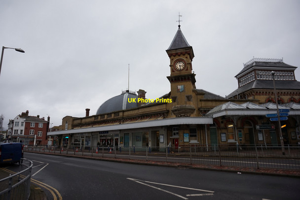 Photo 6"x4" Eastbourne Train Station Eastbourne\/TQ5900 c2016