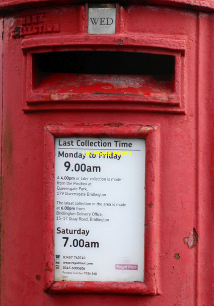 Photo 6"x4" Detail, Elizabeth II postbox on Nightingale Road, Bridlington Bridlington c2016
