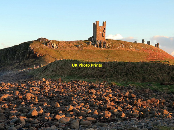 Photo 6"x4" Dunstanburgh Castle Craster c2016