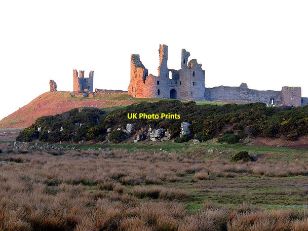 Photo 6"x4" Dunstanburgh Castle from south Craster c2016