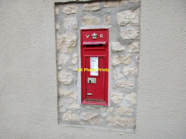 Photo 6"x4" Victorian postbox, Little Smeaton Little Smeaton\/SE5216 c2016