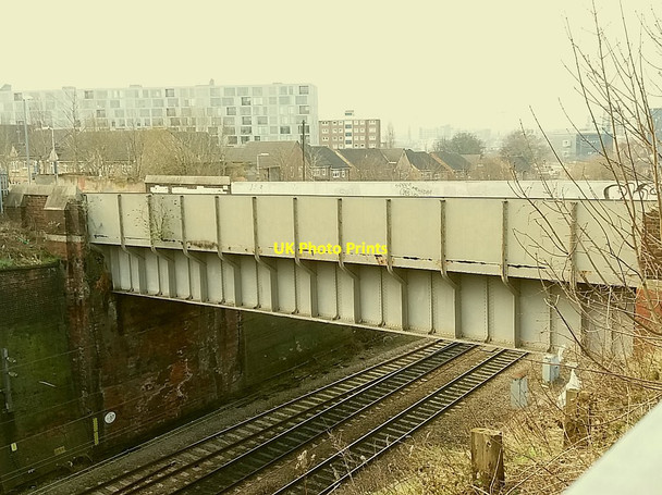 Photo 6"x4" Bridge over the railway, Wesley Place, Leeds Leeds\/SE3034 c2016