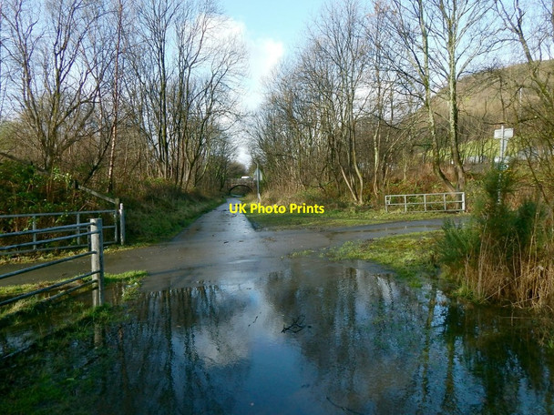 Photo 6"x4" Cycle path at Milton Dumbarton c2016