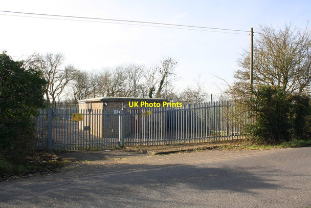 Photo 6"x4" Electricity substation beside Cuckoo Lane Eynsham c2016