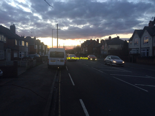 Photo 6"x4" Nottingham Road at dusk Long Eaton c2016