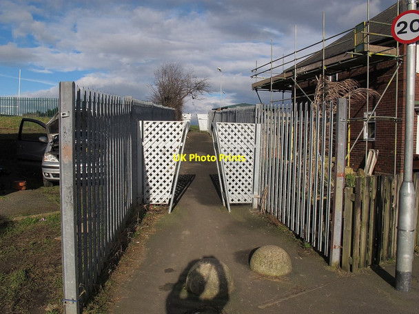 Photo 6"x4" Barriers at an entrance to Bramley Park Pudsey\/SE2233 c2016