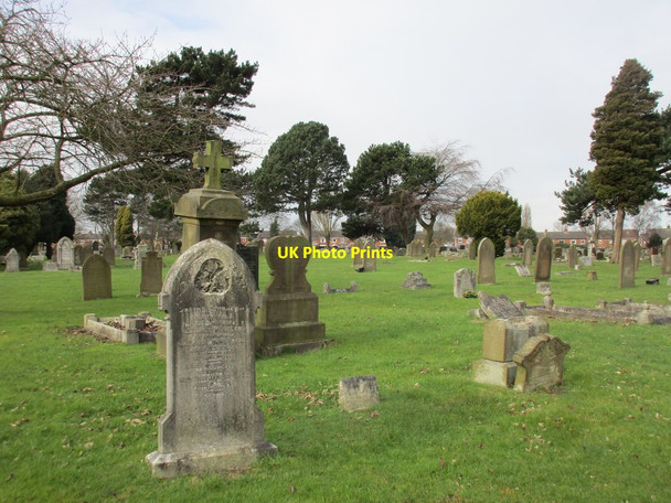 Photo 6"x4" Brumby Cemetery Scunthorpe c2016