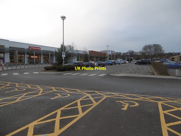 Photo 6"x4" Retail park, Inveralmond Tulloch\/NO0925 c2016