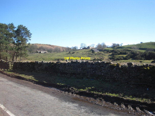 Photo 6"x4" View towards Brough Riggs Farm (left) and Mount Pleasant Farm (right) Brough\/NY7914 c2016