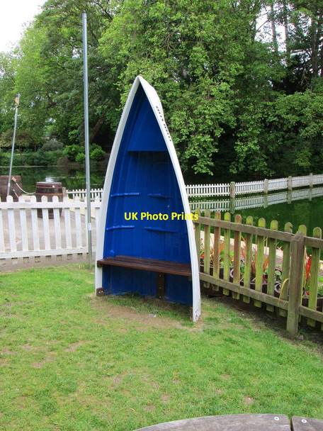 Photo 6"x4" Seat in the garden of The Boathouse, Pittville Park, Cheltenham, Glos Cheltenham c2015