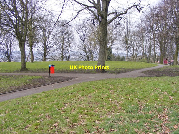 Photo 6"x4" Marsh Park Scene Brierley Hill\/SO9286 c2016
