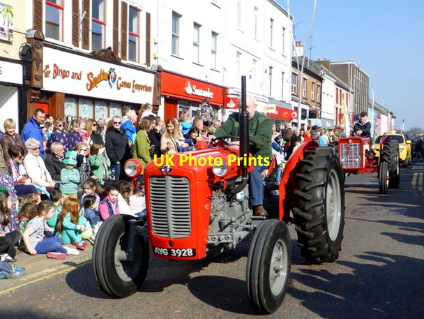 Photo 6"x4" Massey Ferguson, St Patrick's Day 2016 Omagh c2016
