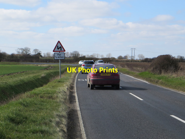 Photo 6"x4" Hornsea Road, near Great Hatfield Goxhill\/TA1844 c2016