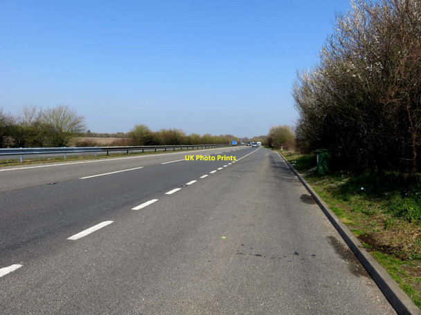 Photo 6"x4" The A34 looking northbound South Wonston c2016